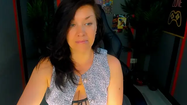 دردشة AnaMills الجنسية المباشرة