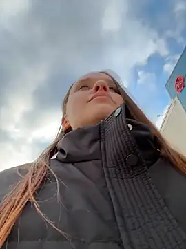 Show modela KishaMur na web-kameri