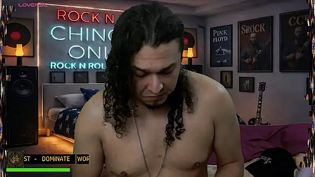 chino_roz Chat XXX in diretta