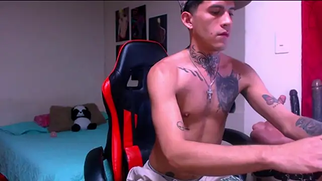 dilan_abraham12: απευ θείας συνομιλία ΧΧΧ