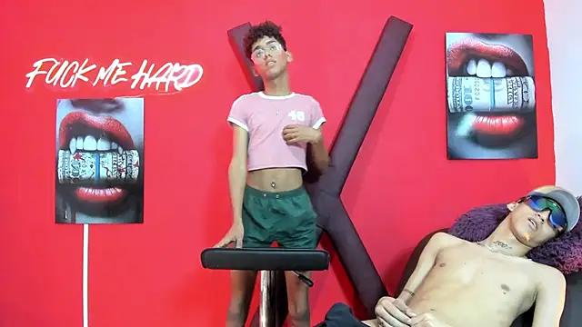 BOYS_PLAY – Naživo XXX chat