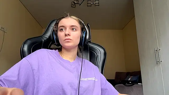 PluralPalaver Live XXX-chat