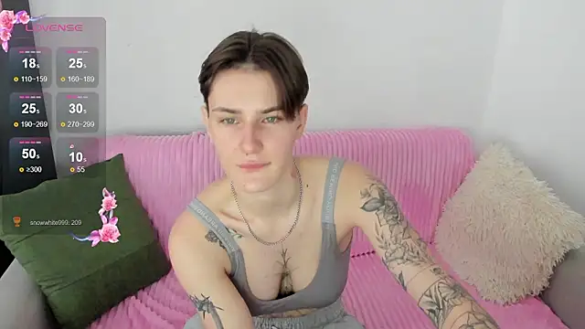 MilenaKeeks: απευθείας συνομιλία ΧΧΧ