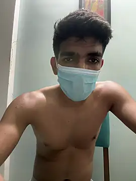 BadBoyTom78 网络视讯表演