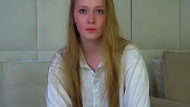 AgataFoxley Chat XXX in diretta