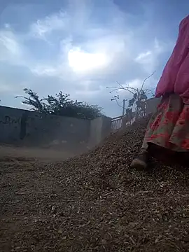 Онлайн чат XXX aunty_sumy