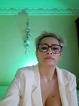 LunaBlaise Chat XXX in diretta