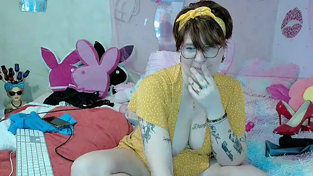 Sandrasexxyy 网络视讯表演