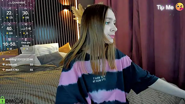 Lesi_Moonie01: онлайн-секс-чат