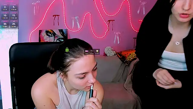 miki-nikiのライブXXXチャット