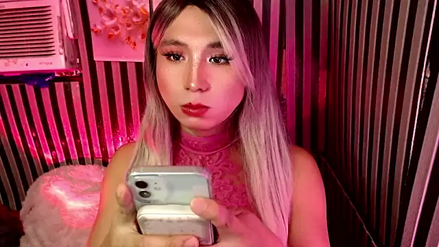 HoresCOCKLUCY: вебкам-шоу