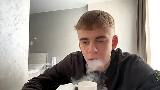 SoloFury: вебкам-шоу