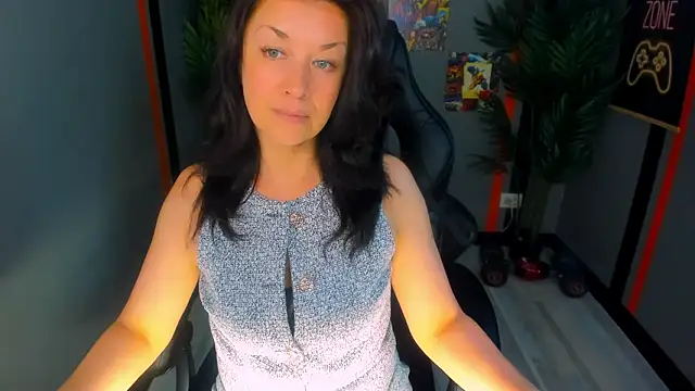 AnaMills' Live XXX Chat