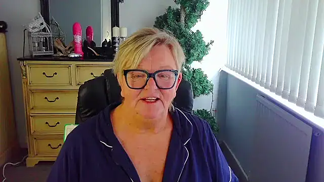 Chatroom XXX en direct de BridgetBlueEyes