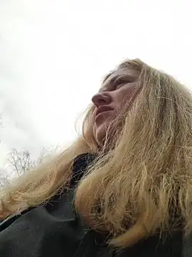 LianaJu Live XXX-Chat