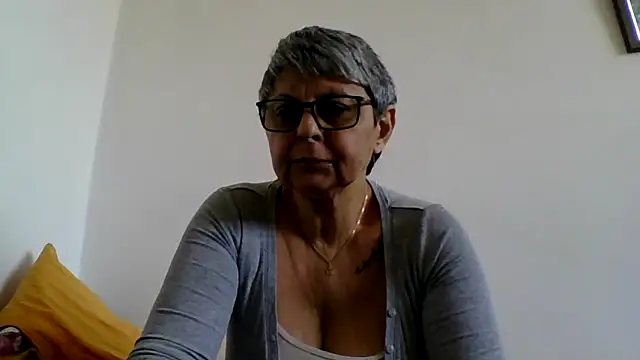 roseblak42 লাইভ XXX চ্যাট