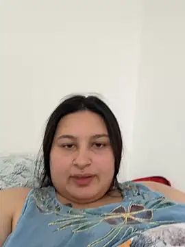 Amy_arr লাইভ XXX চ্যাট