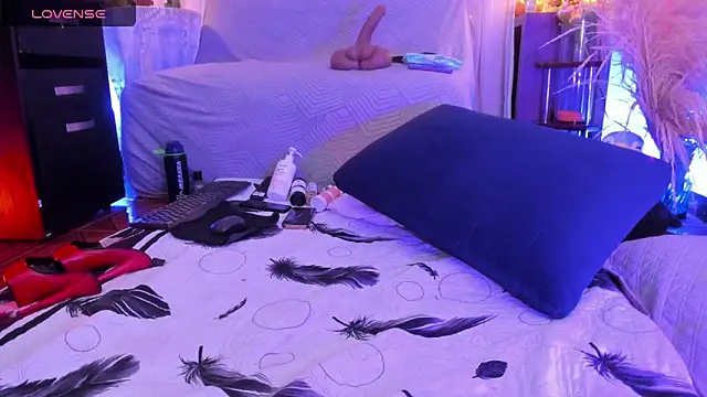 Venus_R0se: онлайн-секс-чат