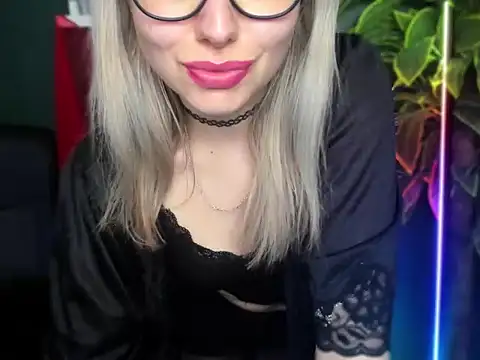 loveHeidi 现场XXX聊天