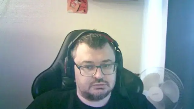 Chat XXX en directo de SirAbuser