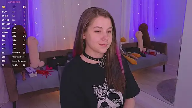 Chatroom XXX en direct de Mira_Falls