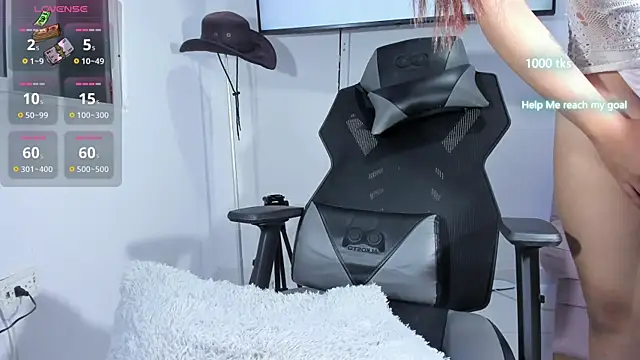 emily_palmeer Adlı Modelin Canlı XXX Sohbeti