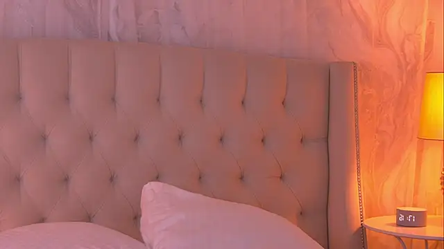 AshleyEvance Adlı Modelin Canlı XXX Sohbeti