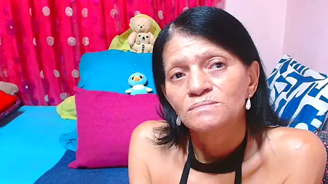 Chatroom XXX en direct de SLUTTYROXY