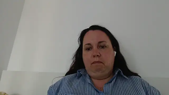 WendyRhoades: απευθείας συνομιλία ΧΧΧ