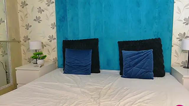 AnyaHappinessのライブXXXチャット