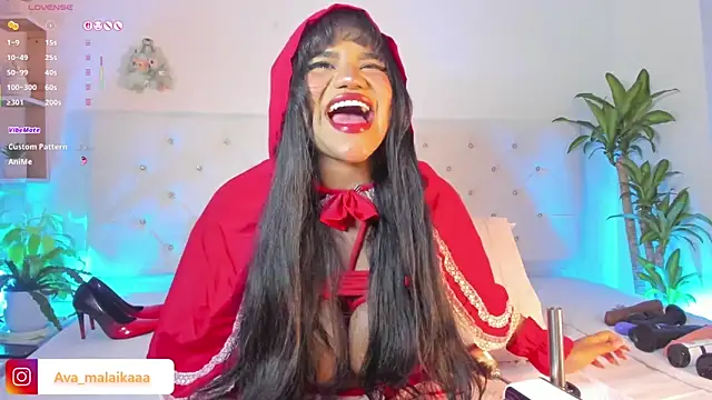 ava_malaikaaa's Live XXX Chat