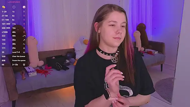 Chat XXX en directo de Mira_Falls