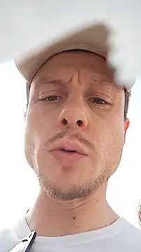 Vyda4's Live XXX Chat