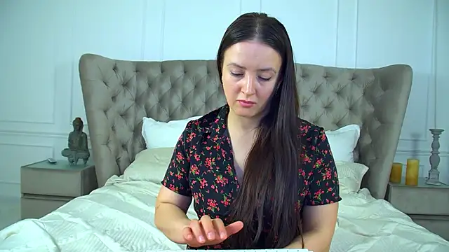 Živý XXX chat ElinaBellucci