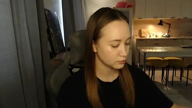 _lalune_ Chat XXX in diretta