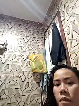 Show modela Nika_hot10 na web-kameri