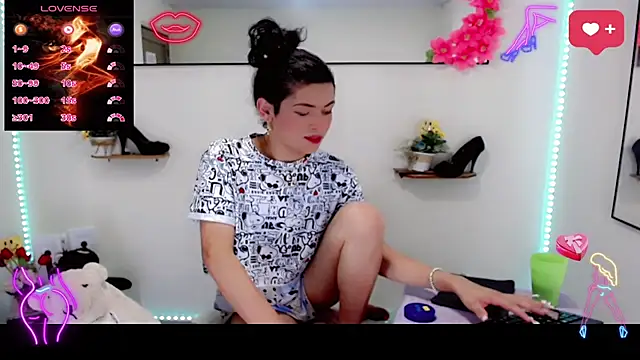 NathalialLooes' Live XXX Chat