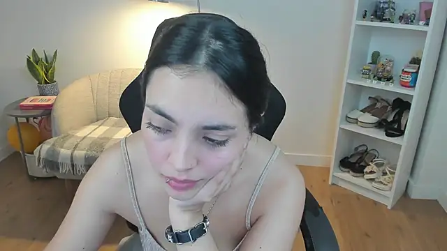 _BellaEvans_'s Live XXX Chat