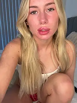 SexySaraxxoo Show in webcam