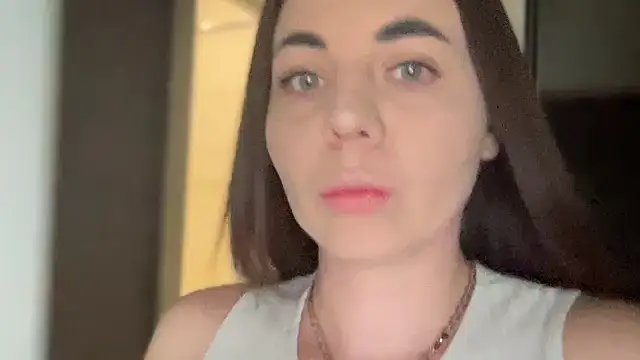 Darsy_Rox's Live XXX Chat