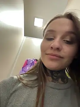 KishaMur: απευθείας συνομιλία ΧΧΧ