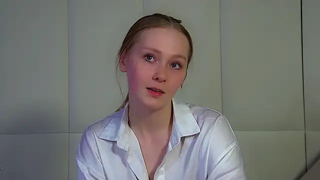 Chat +18 de AgataFoxley ao vivo