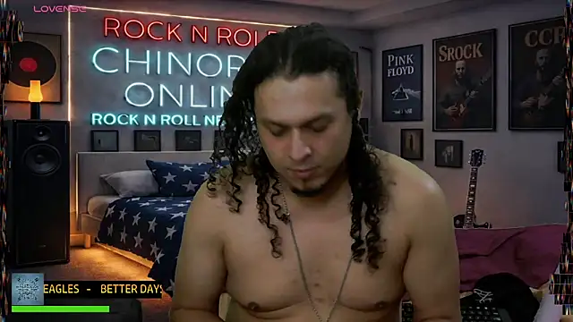 chino_roz Show Webcam