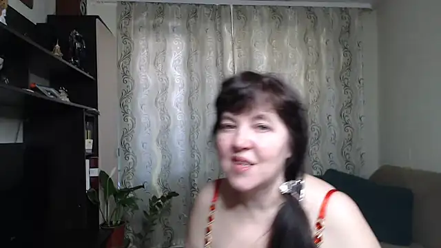 Chat XXX en directo de Illusionq