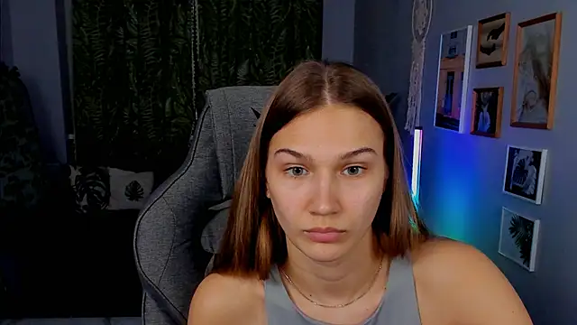 Sweet_Emilya Live XXX-Chat