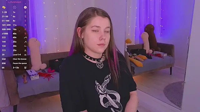 Mira_Falls Chat XXX in diretta