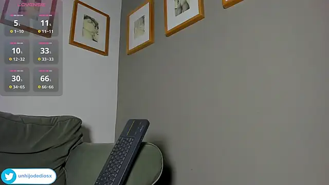 Ackerman_Eren_ Live XXX-Chat