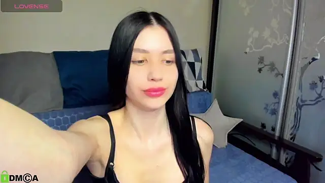 SelinLi: онлайн-секс-чат