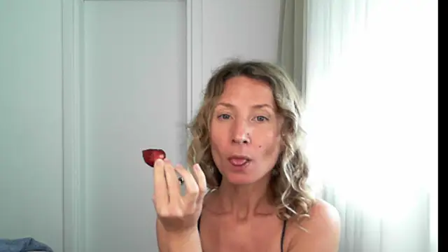 Paevoa: онлайн-секс-чат