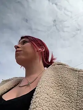 RiriRoseey Live XXX-Chat